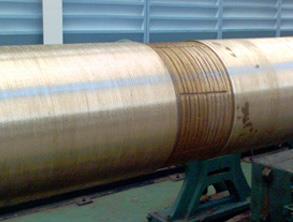 螺旋桨轴被磨损,引起渔船振动 螺旋桨轴被磨损,引起渔船振动